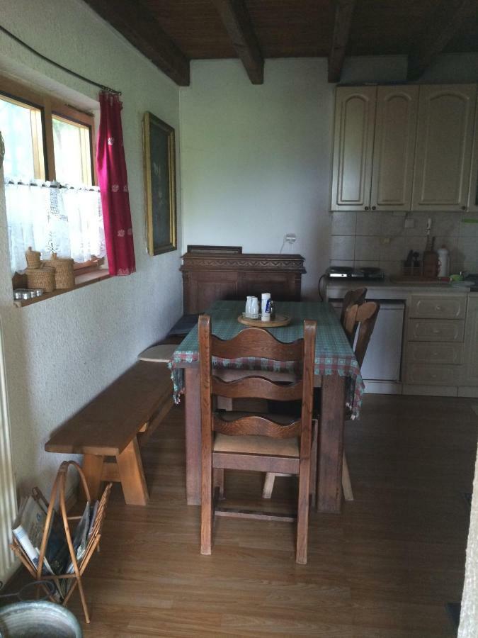 Holiday House Cervena Veza Πιεστάνυ Εξωτερικό φωτογραφία